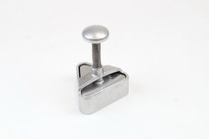 Hamburgerpers 75x75mm driehoek aluminium